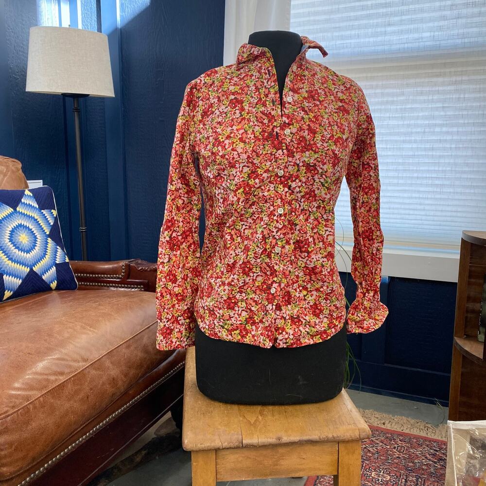 Talbots 6 Petites Pink & Red Floral Long Sleeve Button Front Blouse
